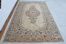 5.4x5.6 Ft Vintage Rug
