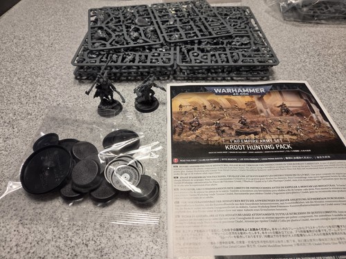 Tau empire kroot hunting pack - tau,