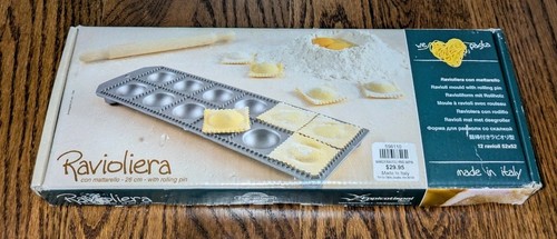 Pastiera ravioliera made - ravioliera,