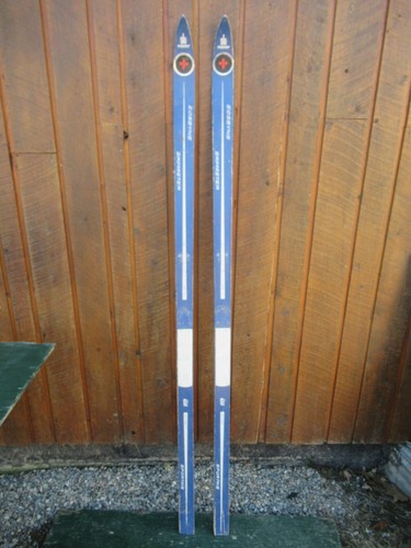 Vecchi sci neve - sci, vintage
