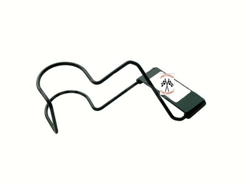 Staffa tubo radiatore