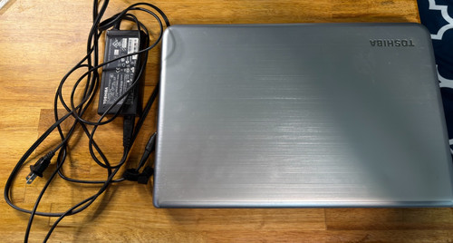 Toshiba satellite s75 a7221 - toshiba, |