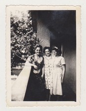 Tre belle donne carine signore