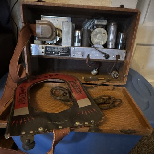 Valigia radio portatile - , a