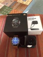 Huawei Watch GT 2 con base di