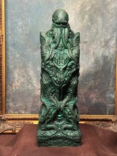 Cthulhu Elnva, statua