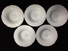 Set Di 5 Pezzi Di Ciotole E