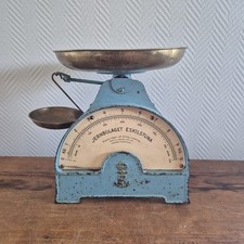 Antica bilancia per caramelle