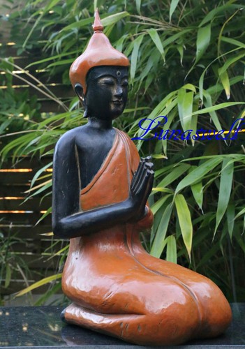Buddha inginocchiato anjali - buddha, in
