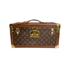 LOUIS VUITTON Monogram Boite