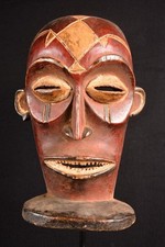Un'autentica maschera africana