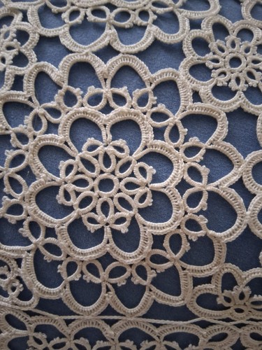 Tovaglia cotone eseguita a - in,