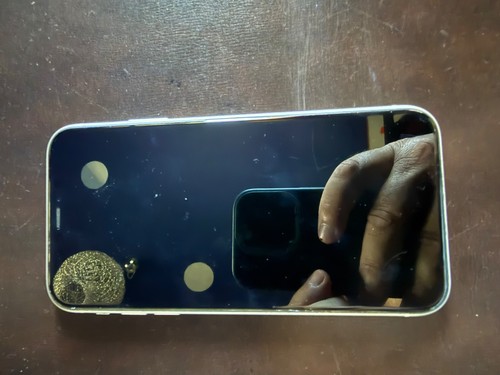 Apple iphone 128gb - 11,