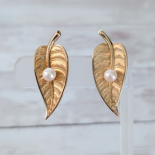 Vintage clip earrings large - clip,