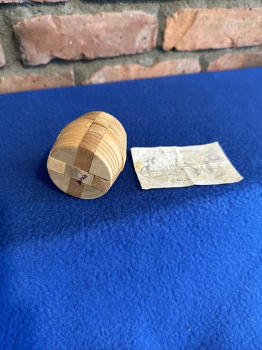 Puzzle rompicapo legno con - in, legno.