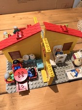 Duplo casa vintage su base piatto arredo famiglia anni 80 figure extra