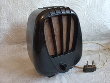 Vecchia antica radio d'epoca