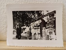 Roma anni '50 venditori di libri scena di strada foto di strada d'epoca