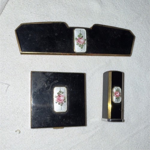 Volupte black enamel - volupte, compact