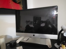 Apple iMac 27" (1TB HDD, Intel Core i5 2a Generazione, 2,70GHz, 4GB) All-in-One