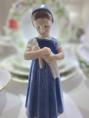 Royal copenhagen statuina - royal, copenhagen,