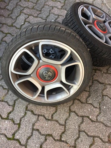 Pneumatici 205 r17 84h s - 205,