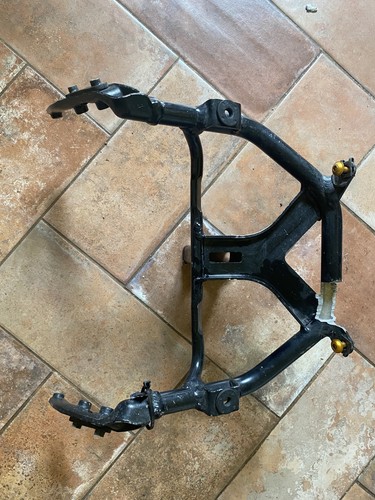 Telaietto anteriore suzuki - telaietto,