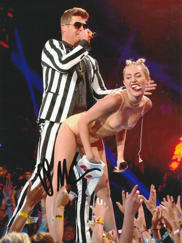 Miley cyrus signed photo - miley,