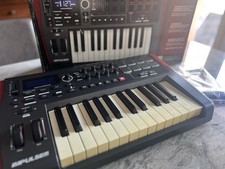 Bundle Controller MIDI Novation – Impulse 25 + ZeRO SL MkII