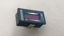 Signal, battery charge meter