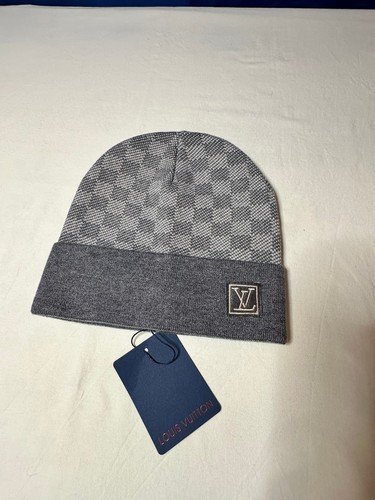 Cappellino vuitton inverno - vuitton,