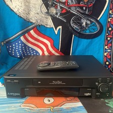 Mitsubishi HS-U560 VCR VHS