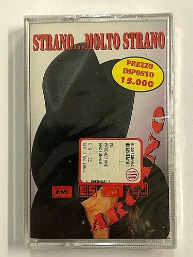 Arcano strano molto - -, strano...molto