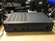 Amplificatore stereo integrato