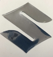 Adesivo Adesivi Sticker 3D SUZUKI S Logo Serbatoio Tank Resinato 3D Brushed Grey