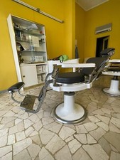 poltrona da barbiere, vintage anni 60', marca Regina Amata Parma, in Similpelle