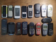 16 TELEFONI A 16,00€ - ANNI '90 2000 IN BLOCCO X PEZZI RICAMBIO + 1 MP3 PLAYER