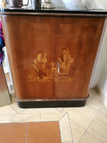 Mobile bar intarsiato