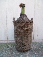 Antica damigiana impagliata