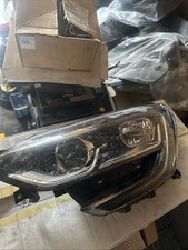 FARO ANTERIORE SINISTRO PER RENAULT Megane III 260602792R H4J700 (08>16)