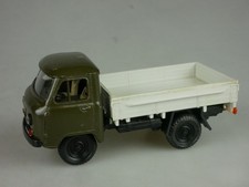 CCCP USSR 1/43 UAZ 452D camion