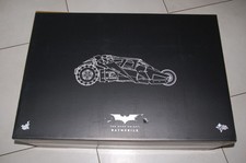 Batmobile tumbler hot toys - tumbler,