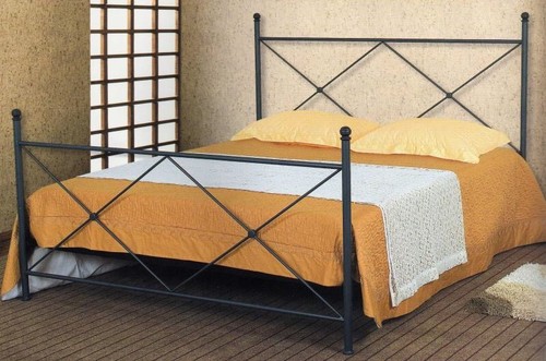 Letto matrimoniale ferro - in,