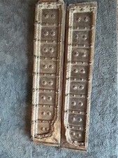 Porta antica di un monastero