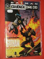 BATMAN - CONTRO GIUDICE DREDD