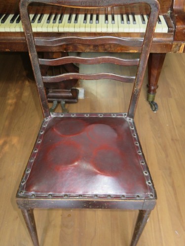 Vecchia sedia legno - sedia,