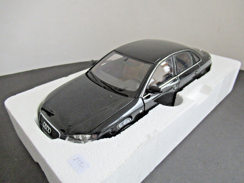 Minichamps street audi a4 - minichamps,