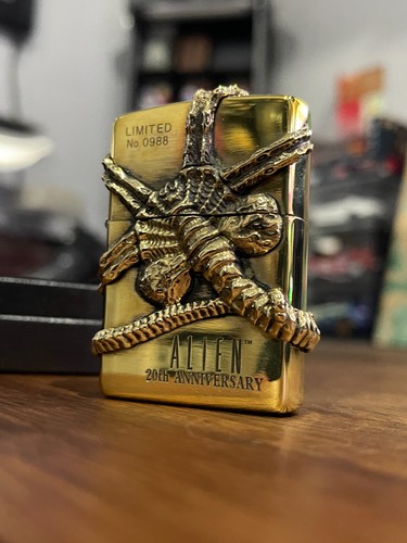Zippo japanese alien face - alien,