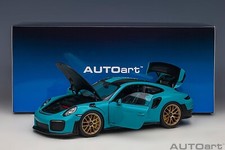 1:18 Autoart Porsche 911 GT2