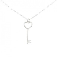 Collana con chiave a torsione